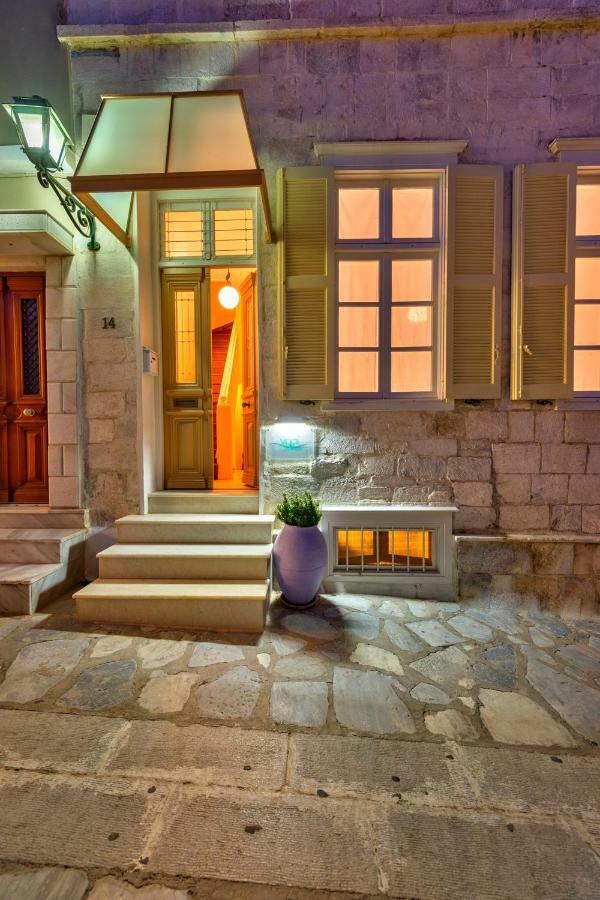 Island Of Luxury Apartments Ermoupoli Exterior photo