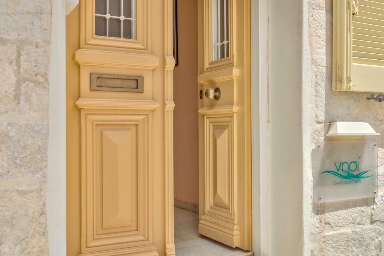Island Of Luxury Apartments Ermoupoli Exterior photo