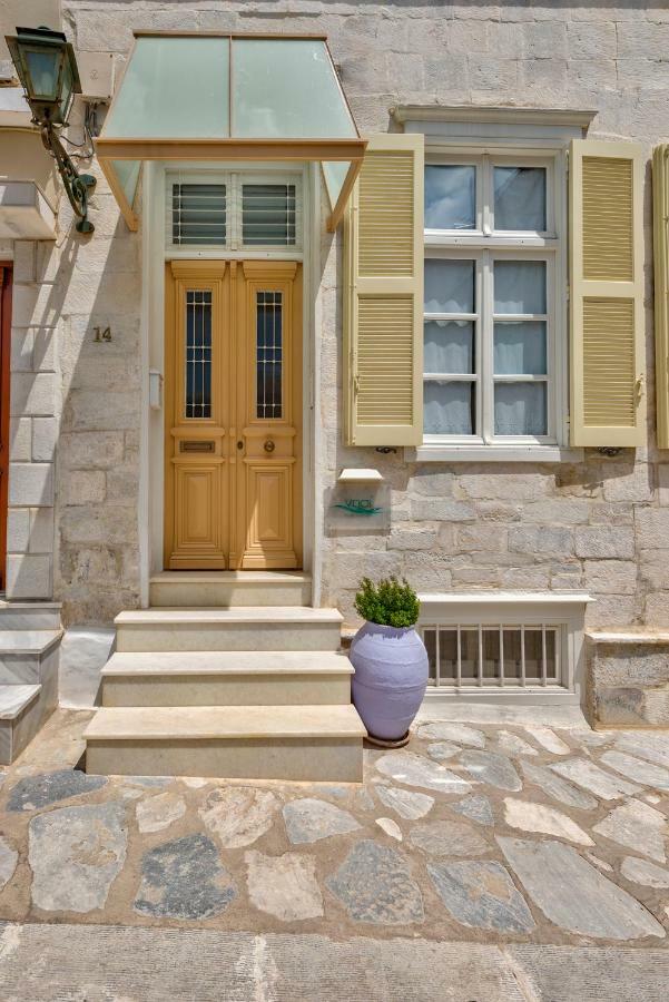 Island Of Luxury Apartments Ermoupoli Exterior photo